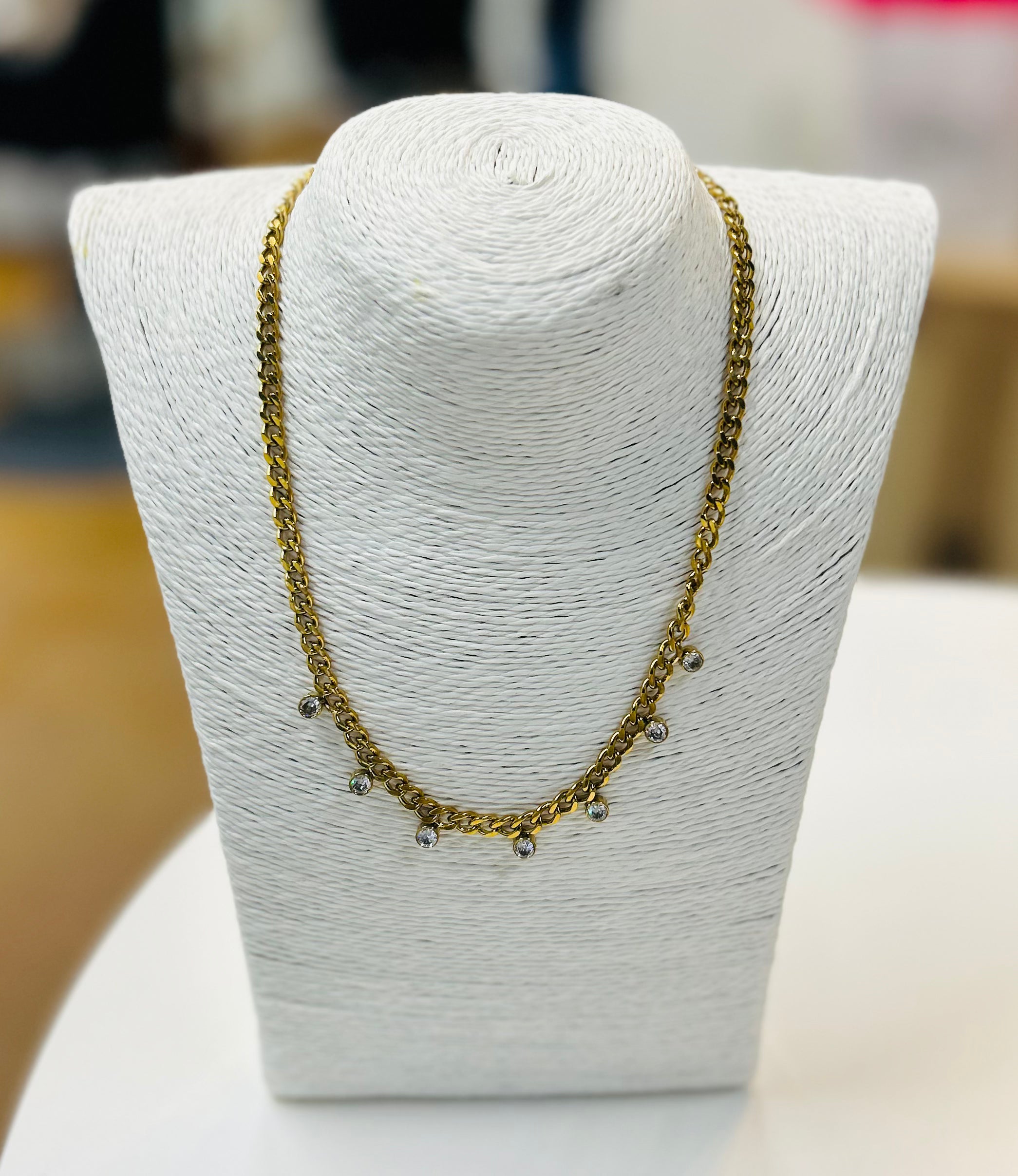 Dainty Luxe Chain