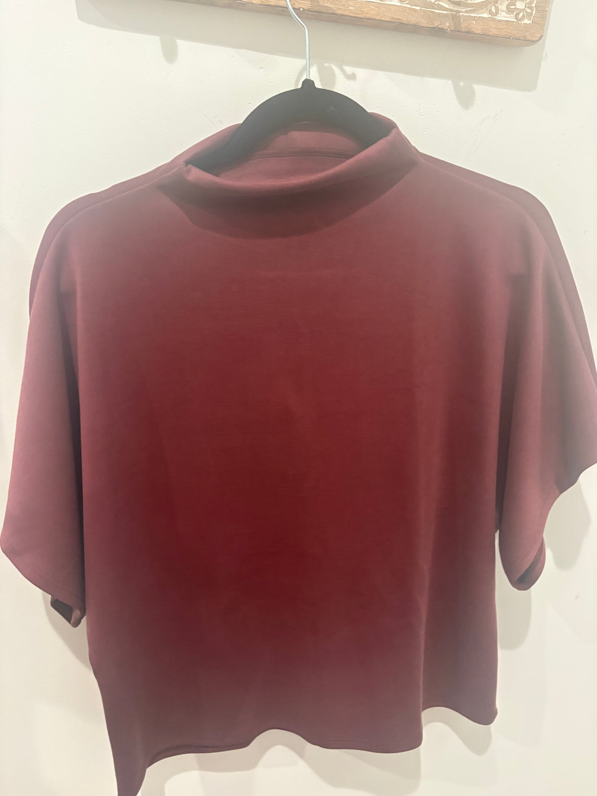 The Merlot Mockneck